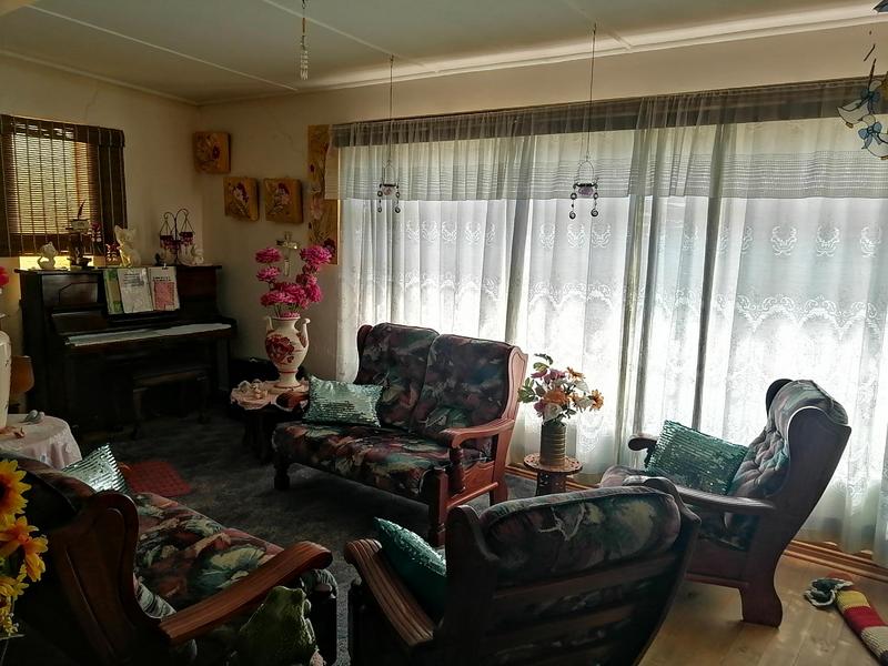 To Let 4 Bedroom Property for Rent in Bothaville Free State